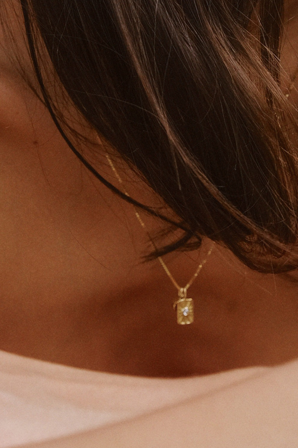 Der "Here Comes the Sun" Charm 18K Echtgold