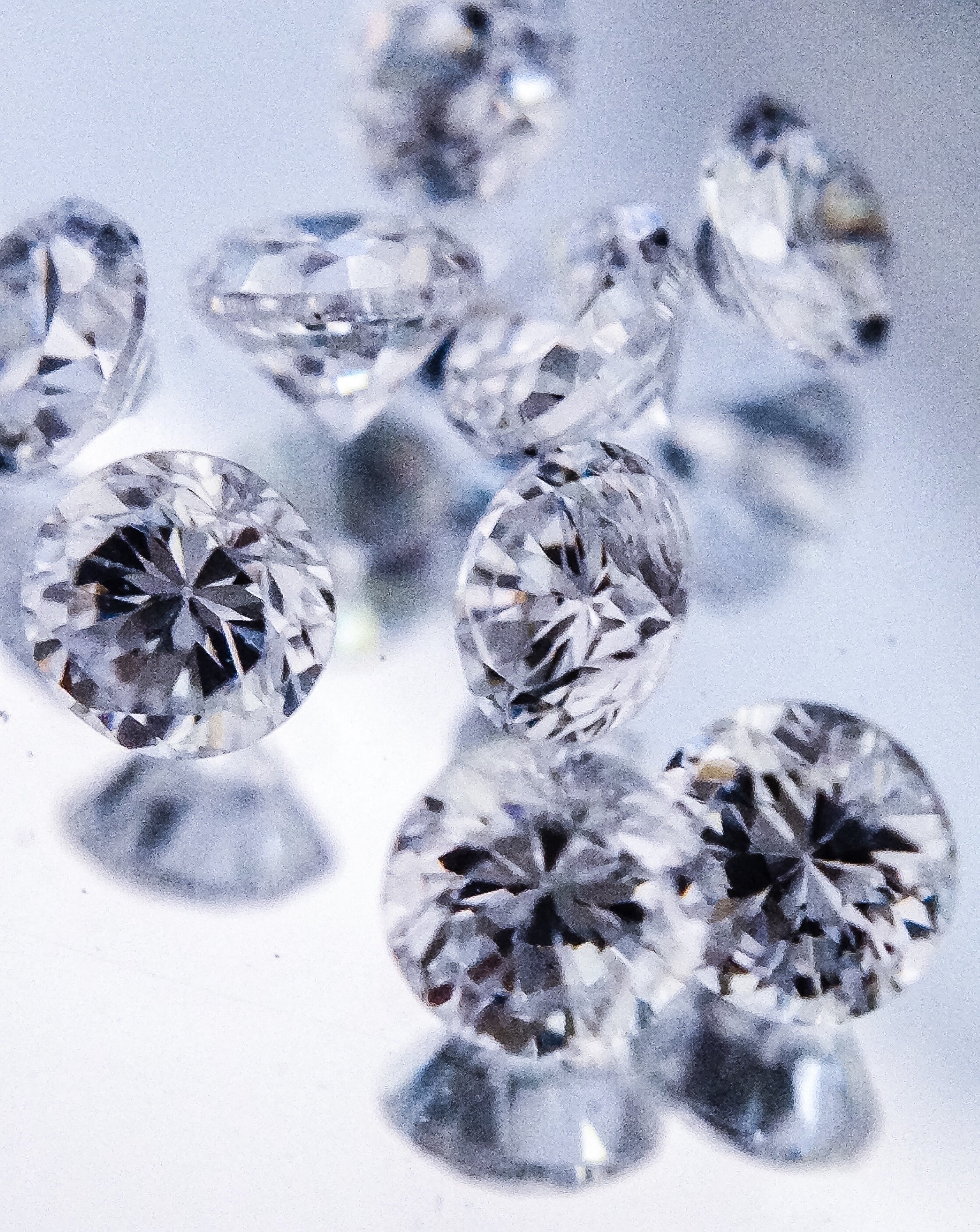 LAB GROWN DIAMONDS - LABORGEZÜCHTETE DIAMANTEN