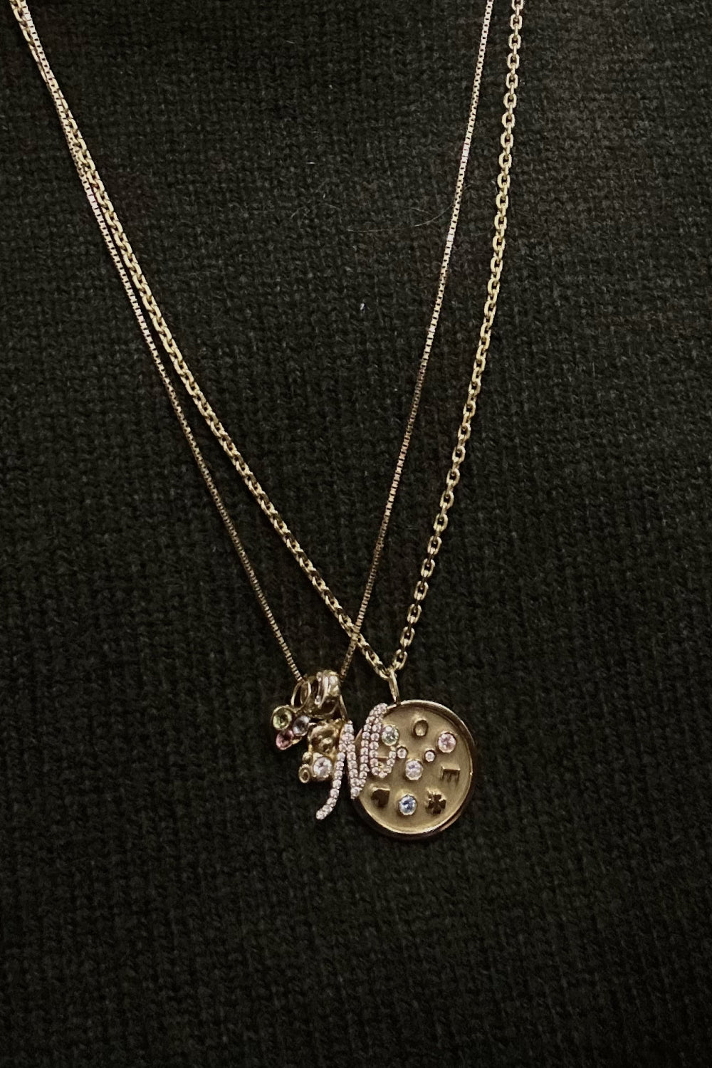 The Pizza Coin Charm 18K Echtgold