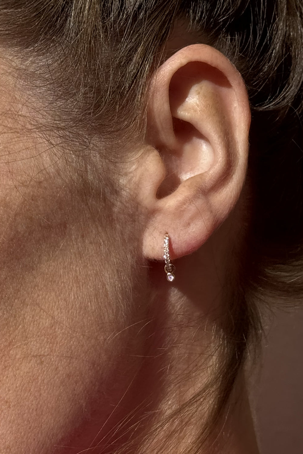 The Little Diaomd Hoop Charm (Single) – 18k