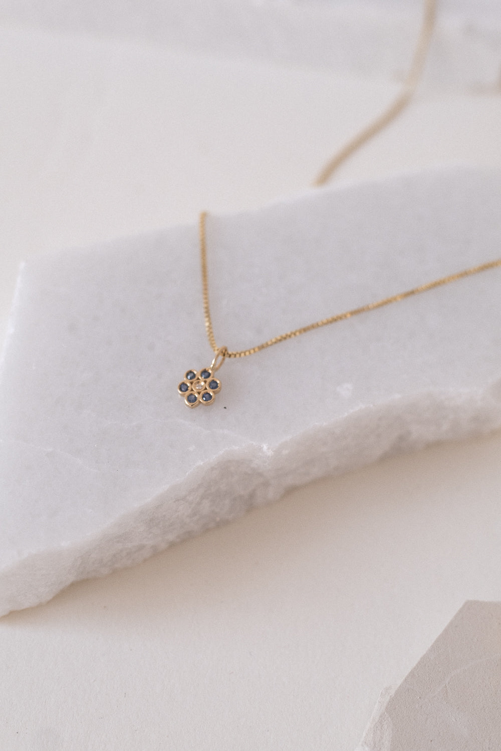 The "Forgot-me-not Flower" charm 18k real gold